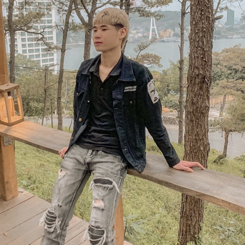 Stream Việt•Z music | Listen to songs, albums, playlists for free on ...
