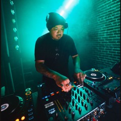 DLuxx