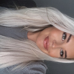 Jess Elliott 9