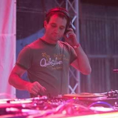 Stream Erick Szasz music Listen to songs, albums, playlists for free