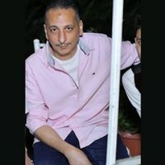 ايمن حسن