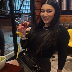 Paula Arias
