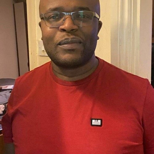 Raymond Mwalusaka’s avatar
