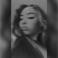 ℌ𝔬𝔩𝔩𝔦𝔢 𝔅