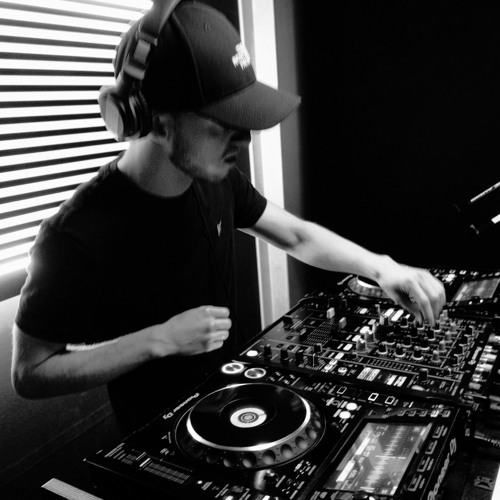 Jump Up DnB mini mix - DJ dBdan