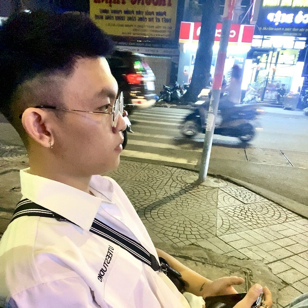 G U Z I N’s avatar