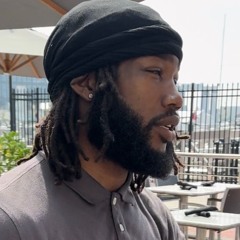 Omar R. Staxkz