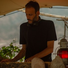 Adriano_V
