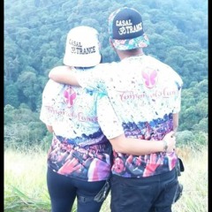 Mary B Marques         ista : onli.ne trip