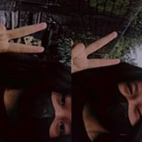 Melani Dewi’s avatar