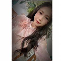 Hồngg Thúy
