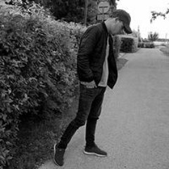 Влад Семенюк