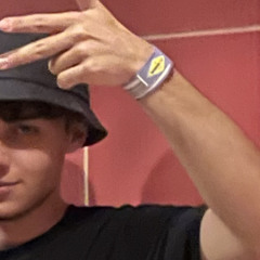 feesdominik