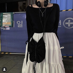 민아