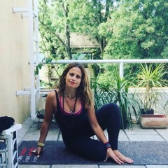 Vinyasa Yoga Justine Time- Mel Berthaud (RYT500)