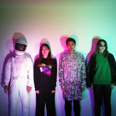 Eveletor(エヴェレーター）