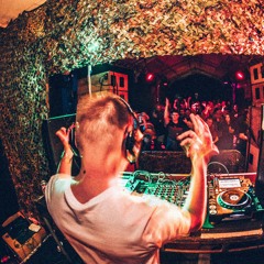 DJ APANA