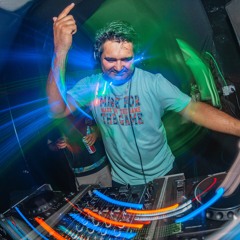 De Mi Para Mi - Cloudsix Ft Muribis (DnB Version)