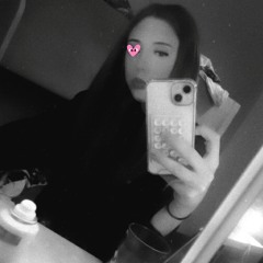 hhannahlochrane🖤