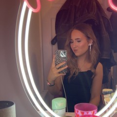 Jasmin carly livingstone