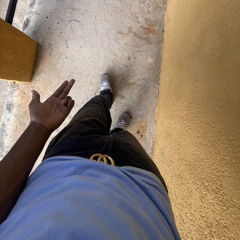 BŁǏŤŹ🏚🦍👣