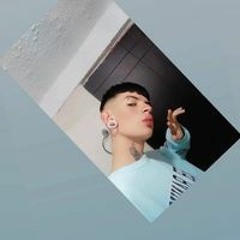 مايكول لومبانا مايك