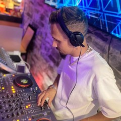 Dj Stev3 M