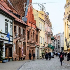 Maksimas Antonovas44