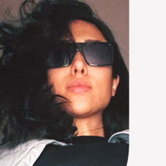 parisa strad