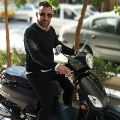 Bahman Akbari