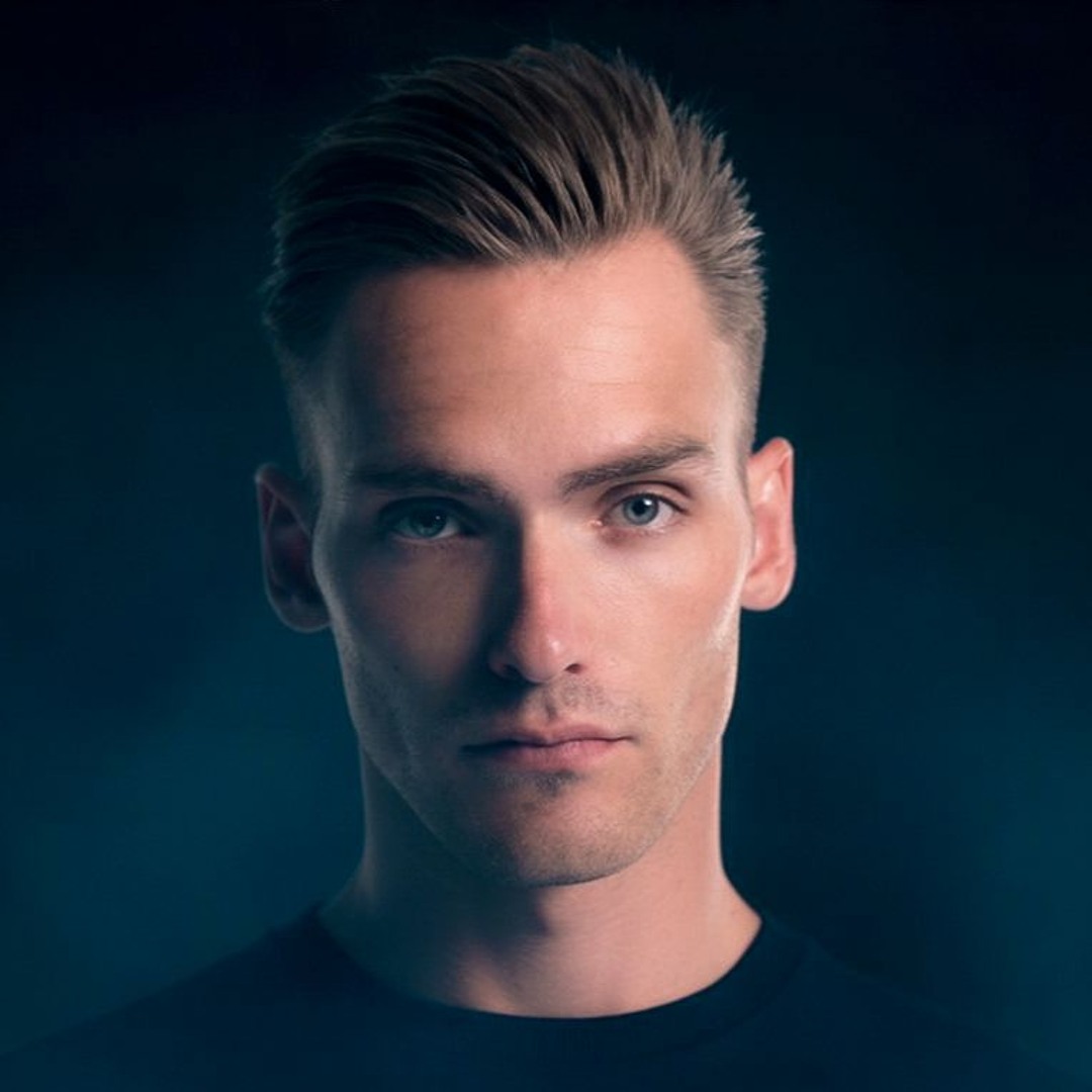Stream Jesse Jax music | Listen to songs, albums, playlists for