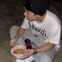 김 준 호