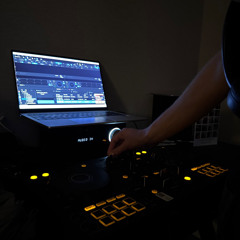 Oliver Stephens DJ