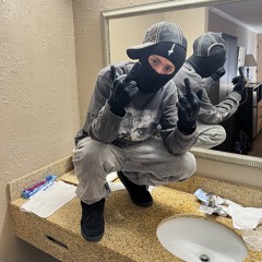 (@b4kroom) lucy grey 𖤐