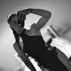 •..~*K*~..•