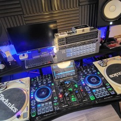 DJ Macca
