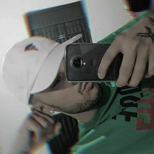 DJ W’s avatar