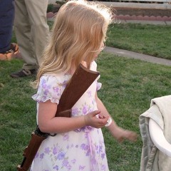 ☆ﾟ.*･｡ﾟ ꧁patricia꧂