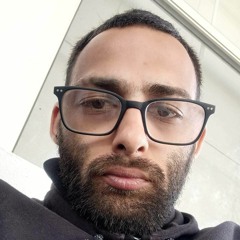 User 898871144