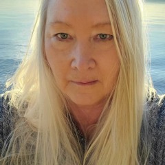 Angela LaRue