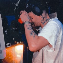 ✟ ＹＵＮＧ 大卫 ＣＯＯＬＩＮＧ ✟ ㅅ⃝