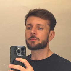 Vitor Rezende