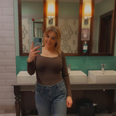 Hayley01