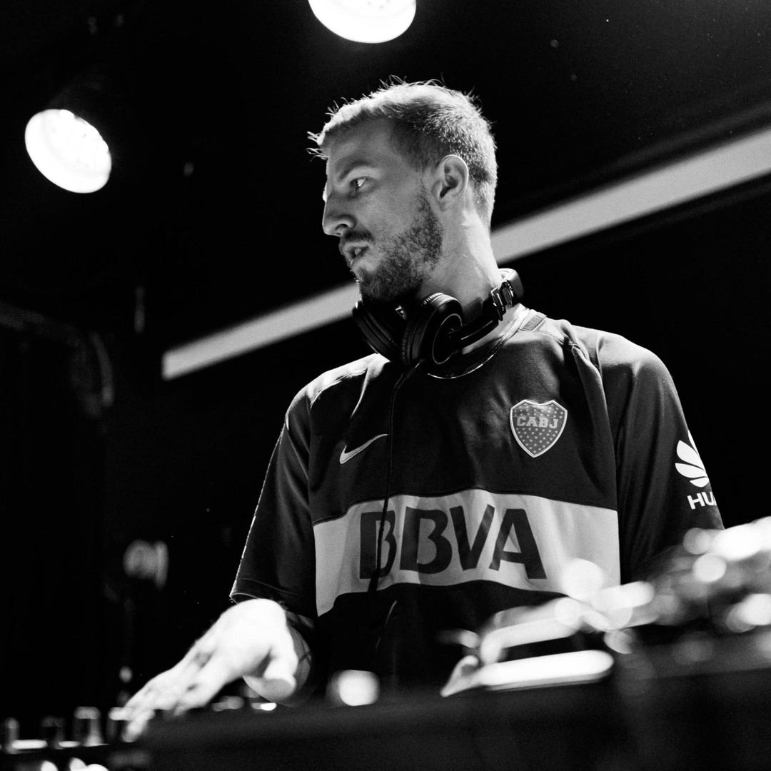 Stream DJ Mochi music | Listen to songs, albums, playlists for