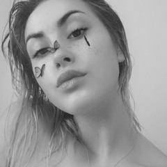 Elly Stephens-hicks