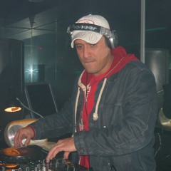 Roberto Díaz DJ