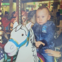 Артём Леонов