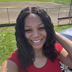 naomi_Red