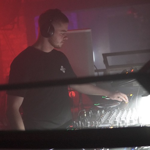 Groovy Minimal House - Mihai Popoviciu Style
