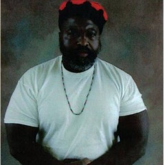 2Tr3y2Breeze ★🖤